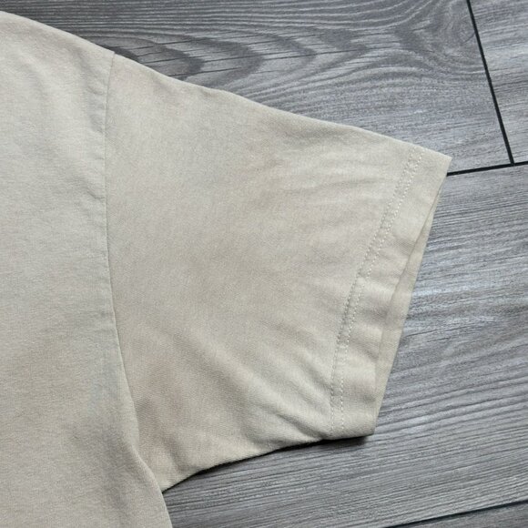 Vintage Y2K Bug & Red Surf T Shirt - Picture 6 of 8